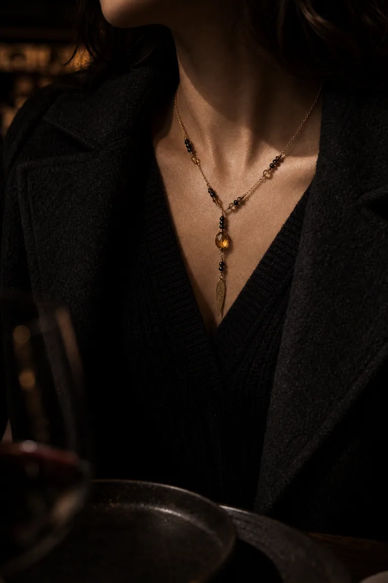 The Honey Knife Lariat Starting a conversation